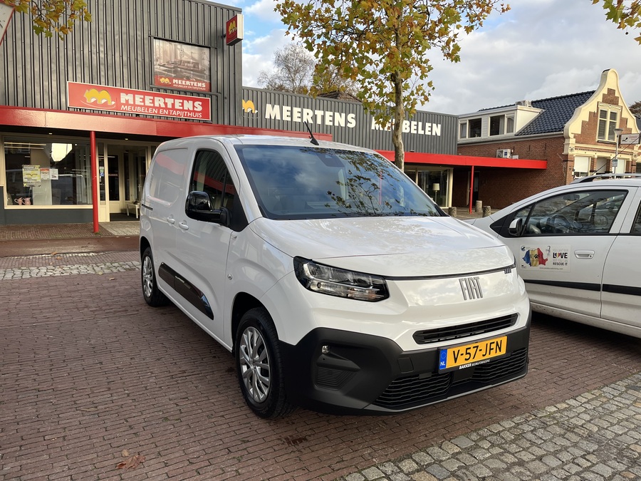 Meertens Meubelen 1.jpg